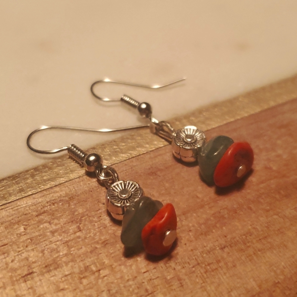 Handmade small flower earrings